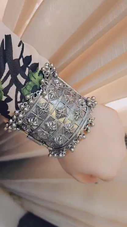 Oxidised Plated Openable Bangle