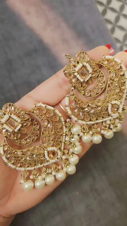 Regal Radiance Chandbalis